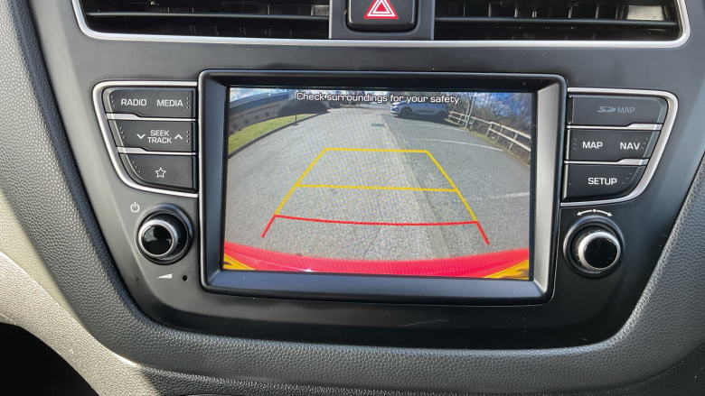 Hyundai i20 1.2 MPi Play 5dr Petrol Hatchback